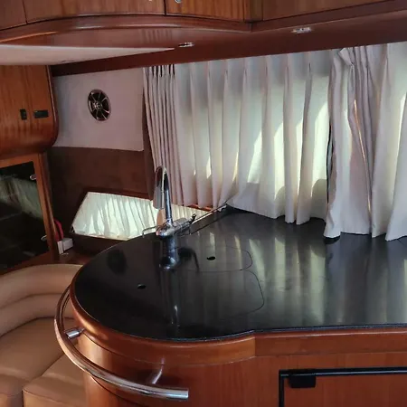 Orquidea Boat Love And Fun! Hotel na wodzie Mentona